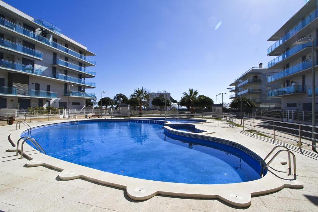 Augusta Beach Apartment Кембрилс Екстериор снимка
