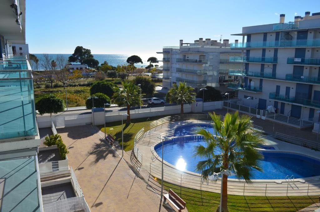 Augusta Beach Apartment Кембрилс Екстериор снимка